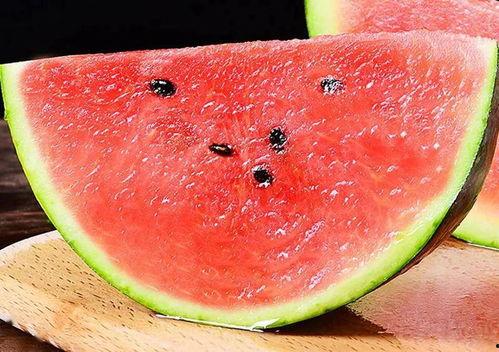 豪县吃瓜视频,揭秘当地奇闻轶事，带你领略民间风情