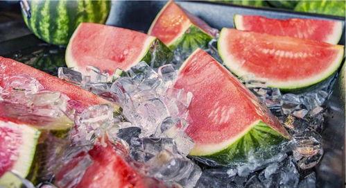 瑞丽吃瓜现场视频,揭秘娱乐圈幕后真相